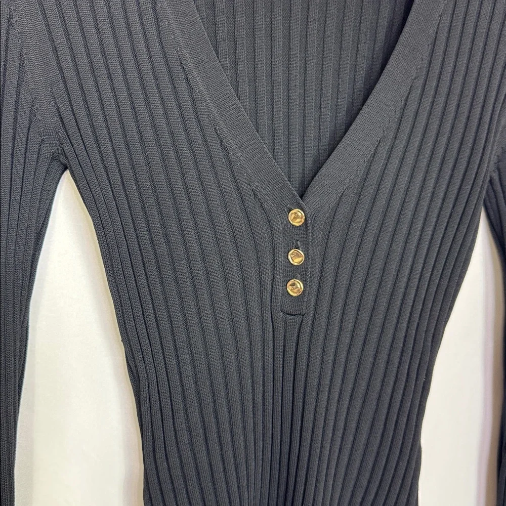 Nicholas Zia Ribbed Henley‎ Sweater Size Small Black V-Neck